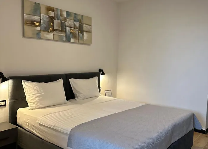 Crolivia Apartments Near Arena, Center Of Pula